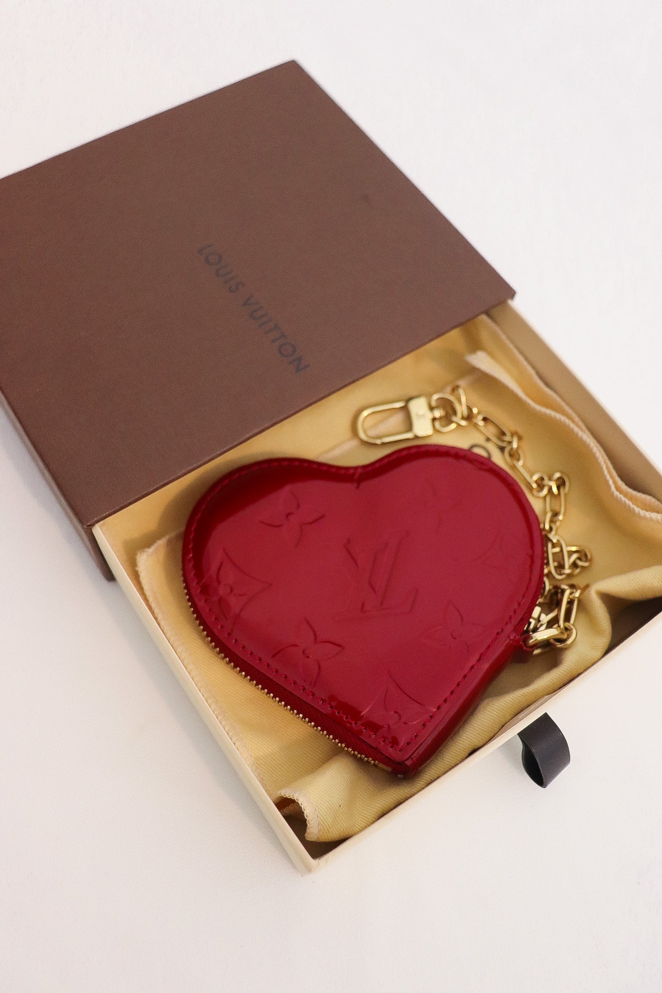 Pre-owned Louis Vuitton Vernis Heart Coin Purse Patent Leather
