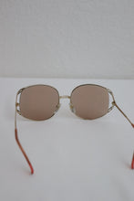Lade das Bild in den Galerie-Viewer, Y2K Christian Dior Pink Tinted Sunglasses
